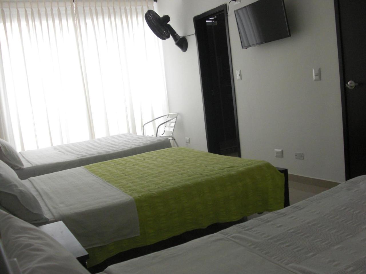 Hotel Aussie Koala Armenia  Dış mekan fotoğraf