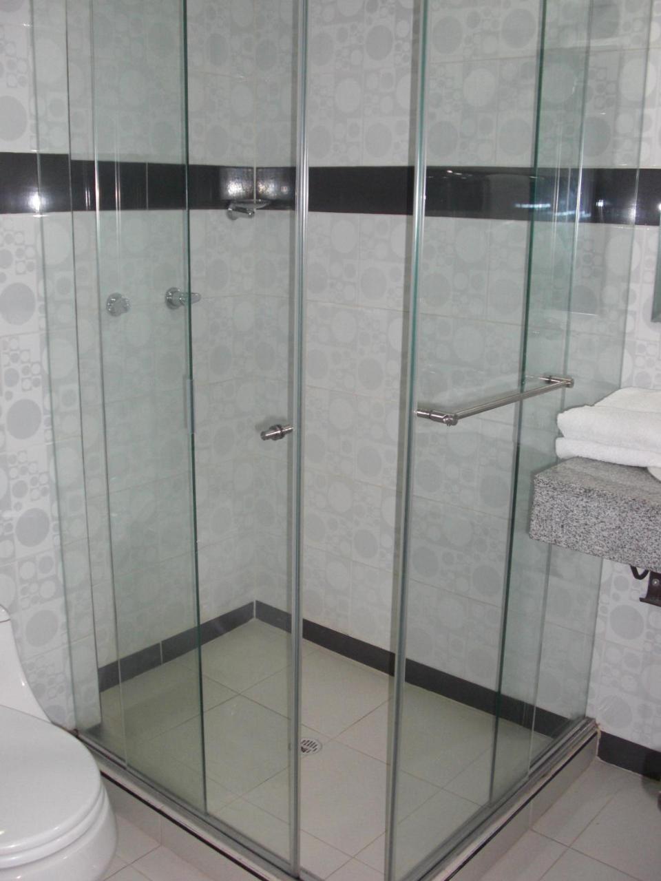 Hotel Aussie Koala Armenia  Dış mekan fotoğraf